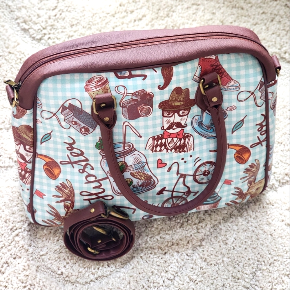 Oversized doctor bag with graphics